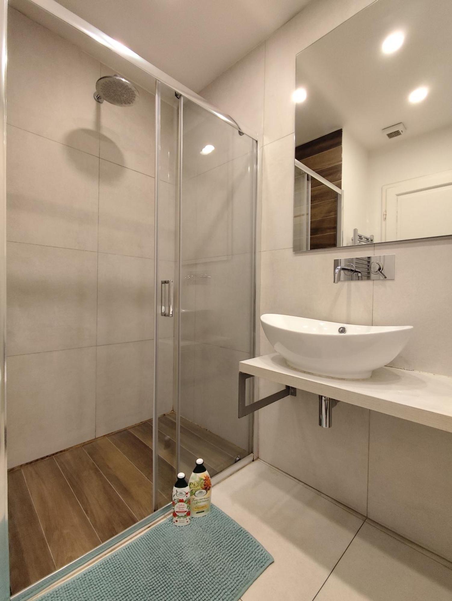 Borgo San Frediano Suites ฟลอเรนซ์ ภายนอก รูปภาพ