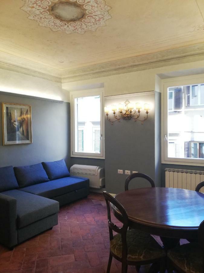 Borgo San Frediano Suites ฟลอเรนซ์ ภายนอก รูปภาพ