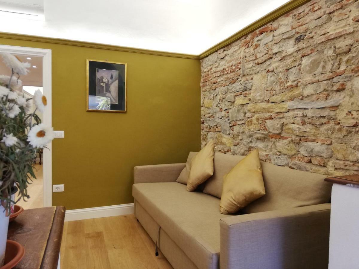 Borgo San Frediano Suites ฟลอเรนซ์ ภายนอก รูปภาพ